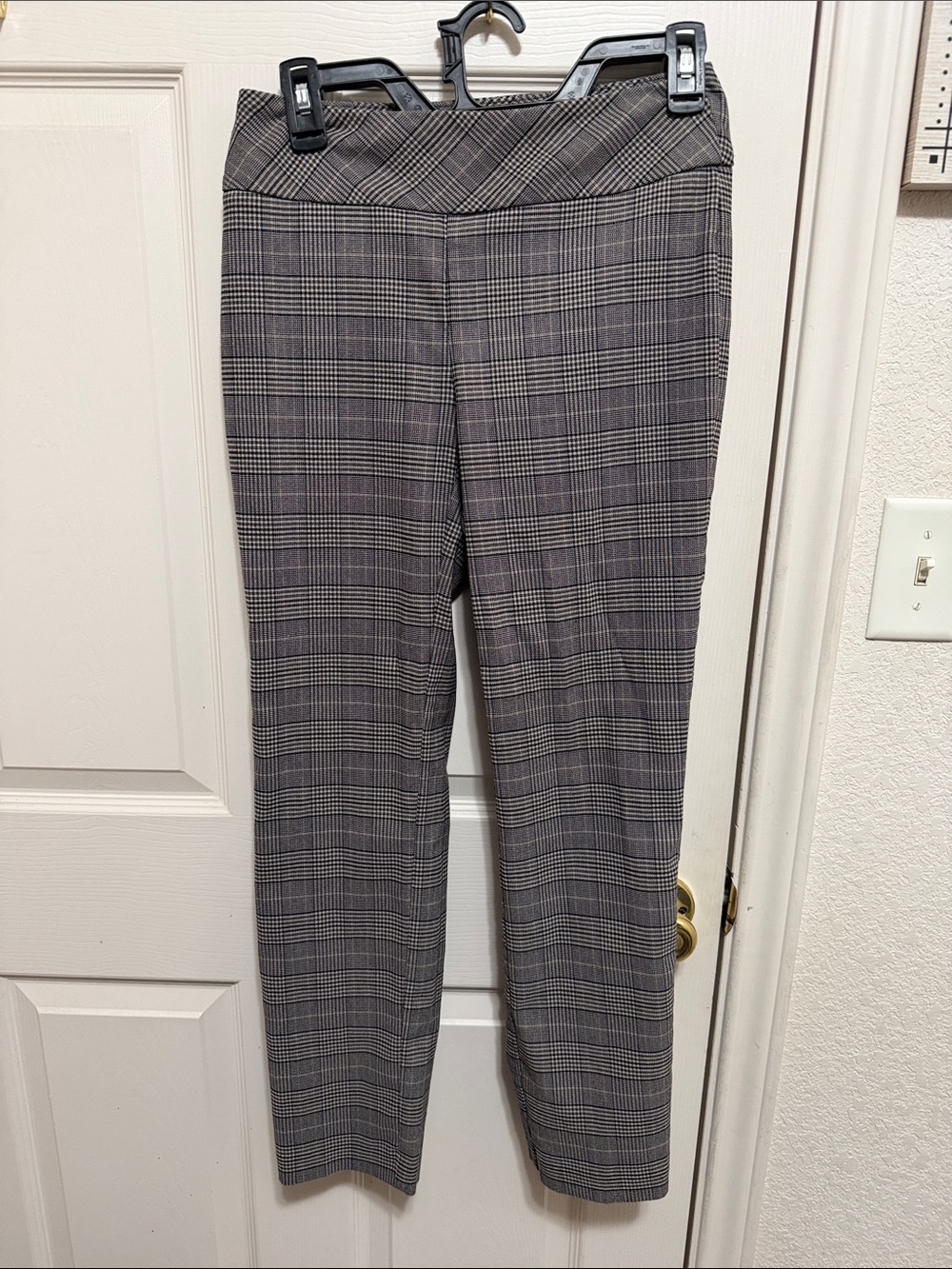 Women's Gray Plaid Straight Leg Pants
